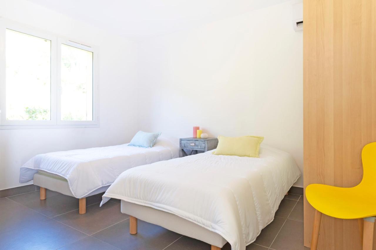 Select'Sohome - La Fossette - Appartement Pour 4 Personnes Avec Terrasse Et Vue Mer ! - Fos-04 르 라방두 외부 사진